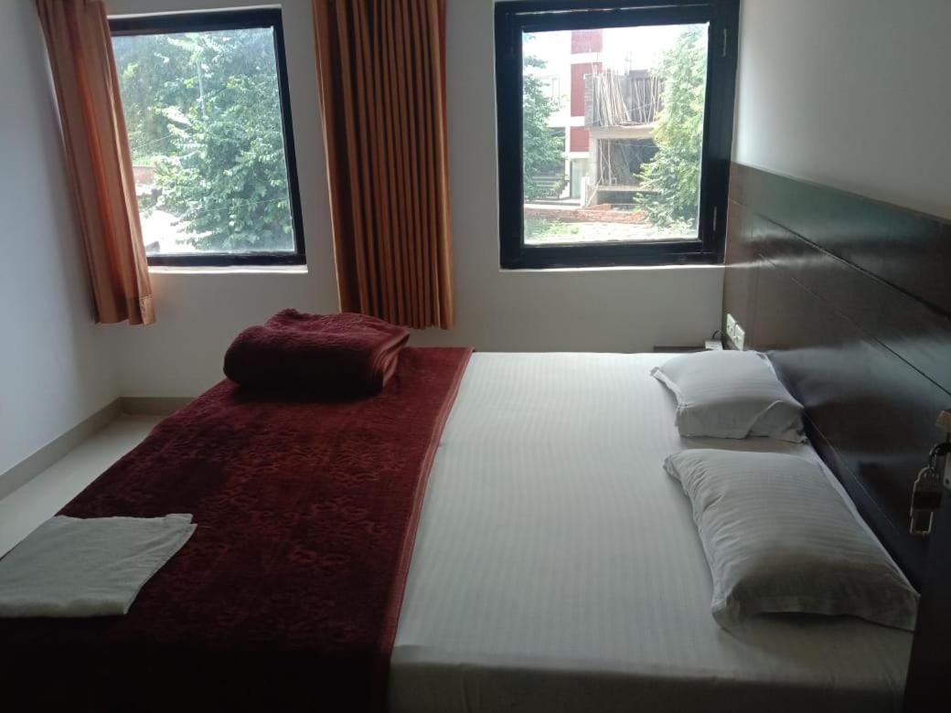 Supreme Guest House By Wb Inn Agra  Luaran gambar